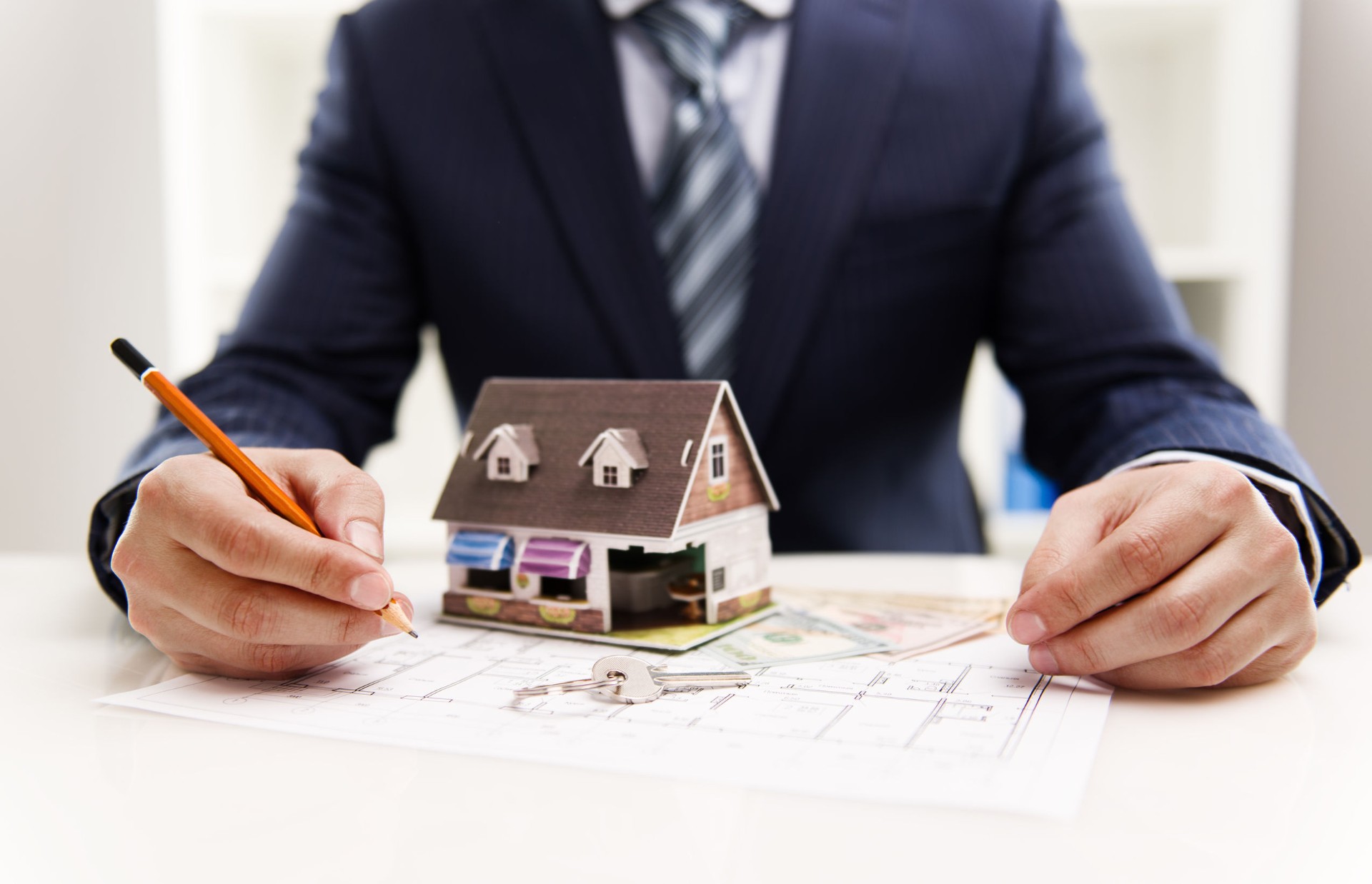 Why Choose DealCraft for Your Real Estate Transaction Needs in Spain